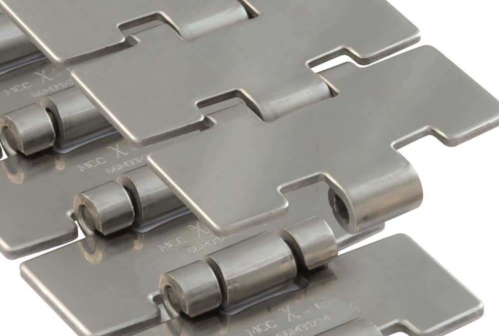 Conveyor Chain Selection: Why Stainless Steel vs Plastic Tabletop Matters for Your Bottling Line